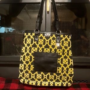 Petunia by Petunia Pickle Bottom | Midnight Saffron Troubadour Expandable Tote